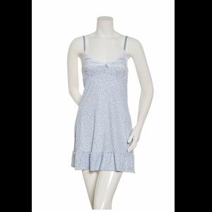 💘LAURA ASHLEY DITSY NIGHTGOWN💘